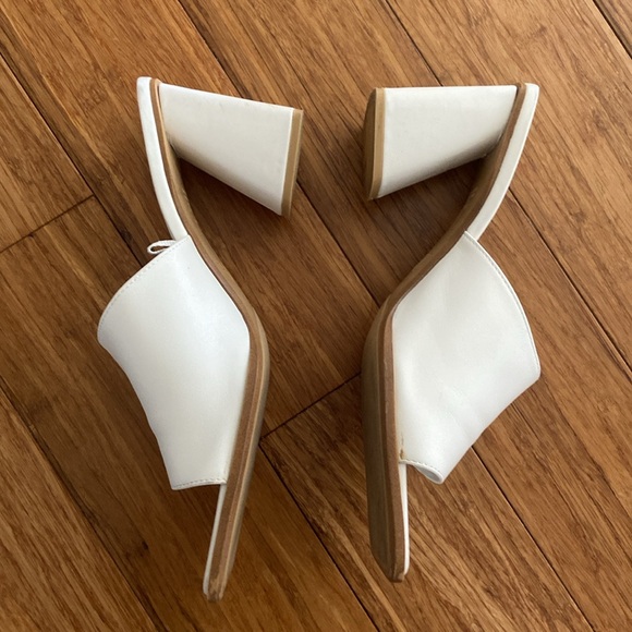 Zara White Block Heel Leather Sandals - Picture 5 of 7